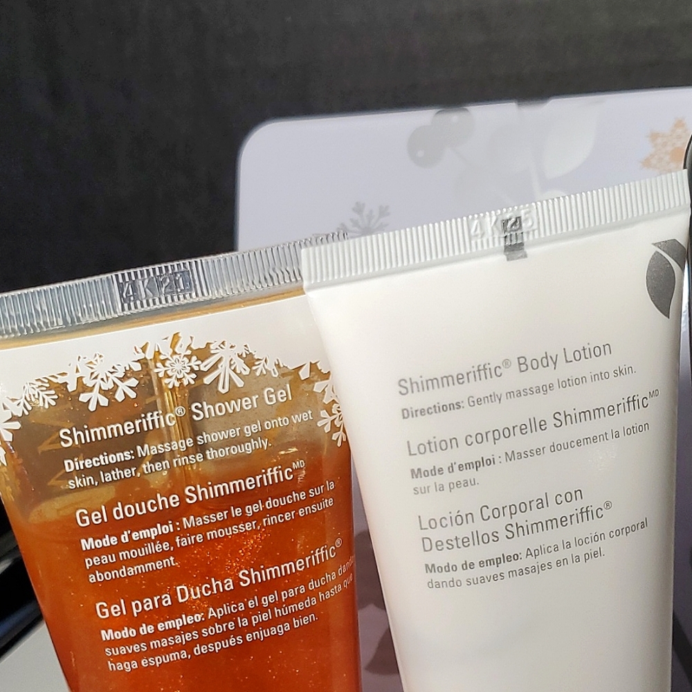 NEW Mary Kay Winter Wishes Shimmerific Collection - Shower Gel & Body Lotion Set - Picture 4 of 7